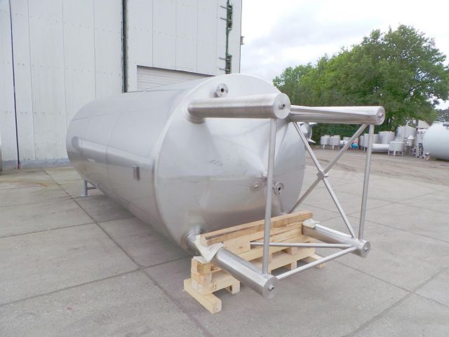 1 x 14.4m³ AISI304; warmtewisselaar; geisoleerd; roerwerk; vertikaal; conisch