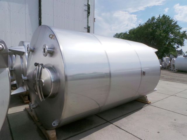 8 x 14.1m³ AISI316; enkelwandig; vertikaal; conische opslagtanks
