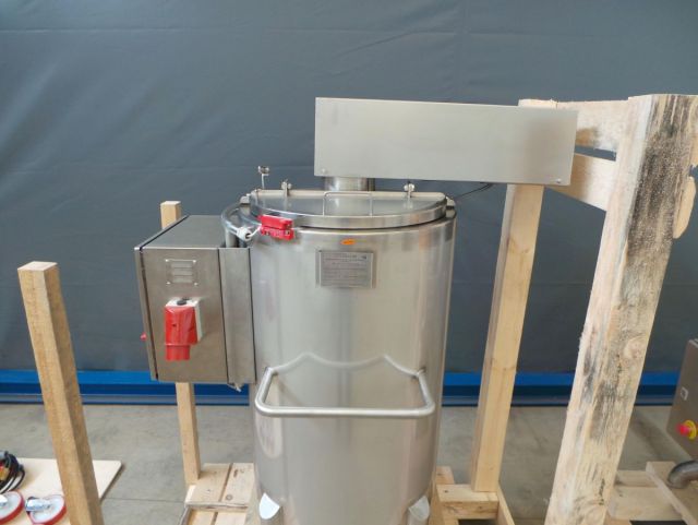 1 x 160L & 1 x 250L AISI 316; enkelwandig roestvrijstale mengtanks