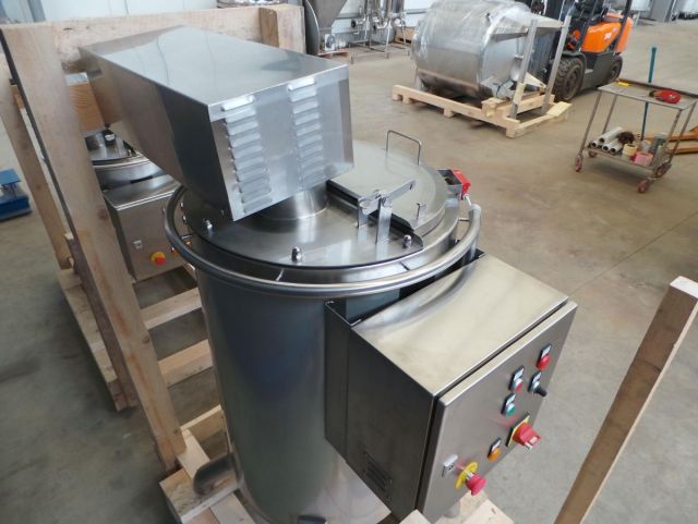 1 x 160L & 1 x 250L AISI 316; enkelwandig roestvrijstale mengtanks