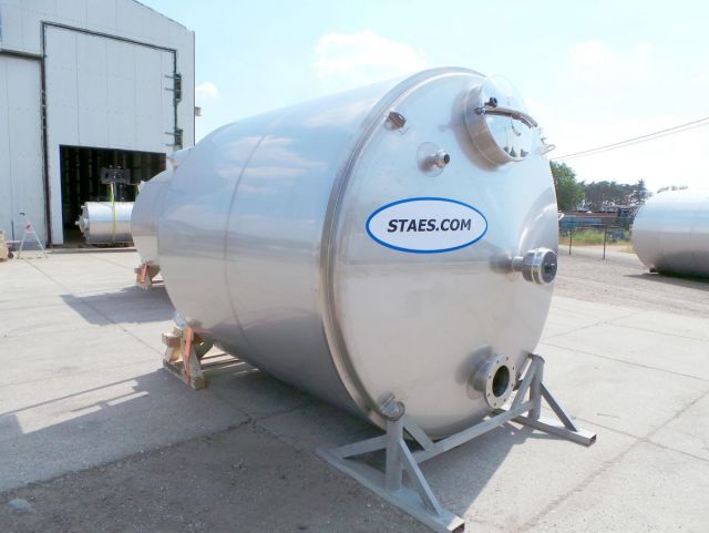 2 x 10m³ AISI304; roestvrijstalen fermentatie tanks; vertikaal; warmtewisselaar; geisoleerd