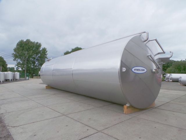 1 x 100m³ AISI304; geïsoleerde opslagtank; warmtewisselaar; verticaal