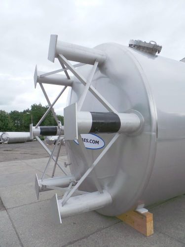 1 x 100m³ AISI304; geïsoleerde opslagtank; warmtewisselaar; verticaal