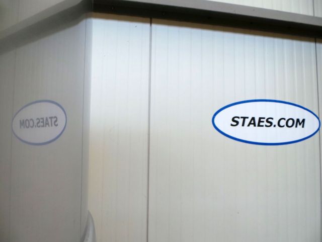 2 x 1.48m³ AISI316; roestvrijstalen smelttanks; vertikaal; warmtewisselaar; conisch