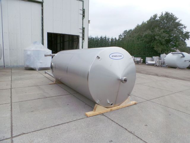 1 x 10.300L - 86 US bbl - 2.700 US gal AISI304; CCT fermenter tank; stainless-steel vessel with strong conical bottom on legs