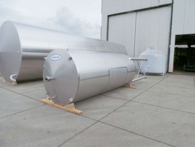 1 x 10.3m³ AISI304; CCT fermentatie tank; enkelwandig; sterk conisch op poten
