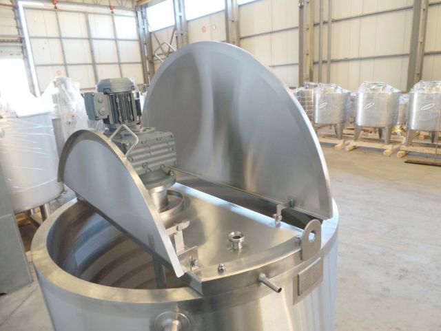 1 x 1.200L - 10 US bbl - 317 US gal - AISI304; stainless-steel mixing tank