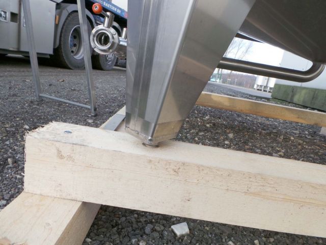 1 x 3.4m³ AISI304; cuves de stockage inoxydable; vertical; simple paroi