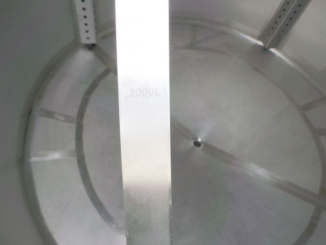 1 x 3.4m³ AISI304; cuves de stockage inoxydable; vertical; simple paroi