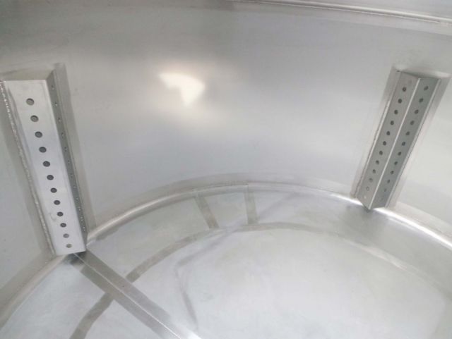 1 x 3.4m³ AISI304; cuves de stockage inoxydable; vertical; simple paroi