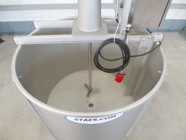 1 x 500L AISI304; inox mengtank; sneldraaiend propellor roerwerk