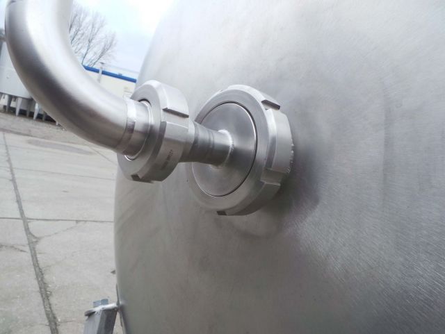 1 x 6m³ AISI304 CCT fermentatie tank; warmtewisselaar; isolatie
