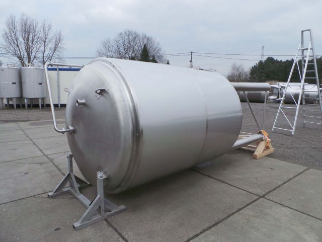 1 x 6m³ AISI304 CCT fermentatie tank; warmtewisselaar; isolatie