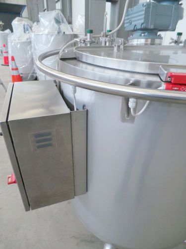 1 x 310L AISI316 roestvrijstalen mengtank; warmtewisselaar; isolatie; op wielen