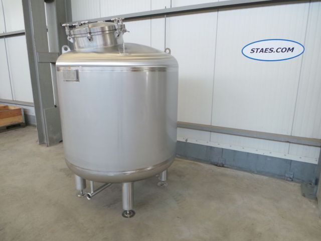 1 x 5.3m³ & 1 x 2.1m³ AISI304 Roestvijstalen druktanks; PED - CE; 10% RX; EN 13445