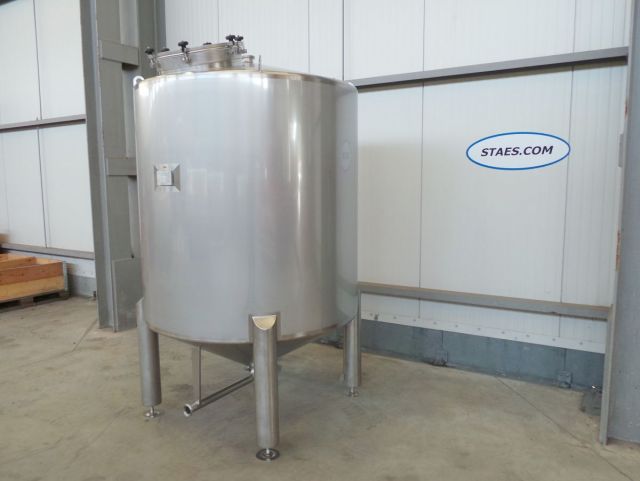 2 x 3m³ AISI304; stainless-steel pressure tanks; 0.3 bar