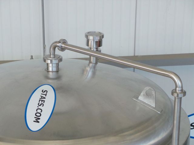 2 x 2.5m³ & 2 x 5.2m³ AISI304; CCT bier fermentatie tanks; PED CE TüV; 10% Rx