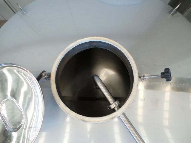 1 x 3.6m³ AISI304 RVS opslagtank & 1 x 3m³ AISI304 BBT RVS druktank; PED CE TüV; 10% Rx