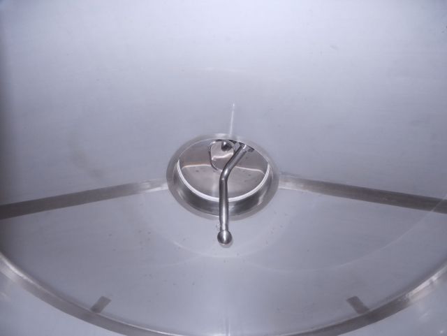 1 x 3.6m³ AISI304 RVS opslagtank & 1 x 3m³ AISI304 BBT RVS druktank; PED CE TüV; 10% Rx