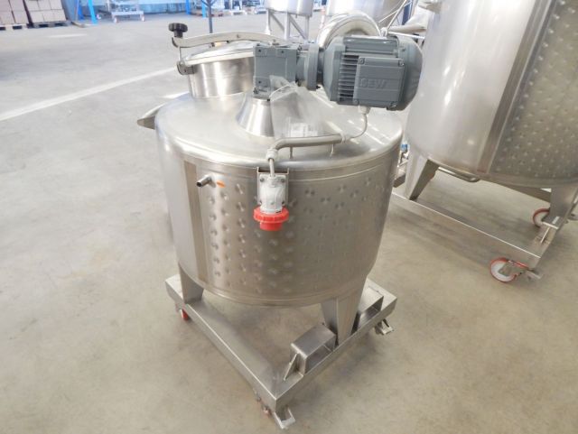 1 x 300L & 1 x 1.000L AISI316 roestvrijstalen mengtank; warmtewisselaar
