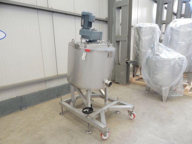 2 x 300L AISI304 chocolade mengtank; warmtewisselaar; isolatie