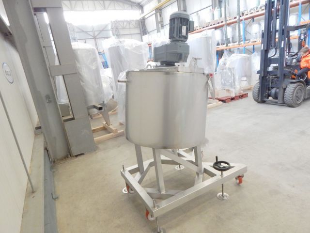 2 x 300L AISI304 chocolade mengtank; warmtewisselaar; isolatie