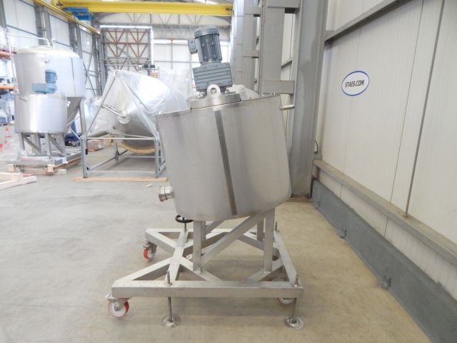 2 x 300L AISI304 chocolade mengtank; warmtewisselaar; isolatie