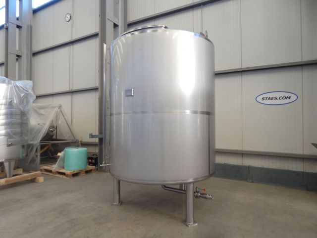 1 x 3.300L AISI304 mengtank; warmtewisselaar; isolatie