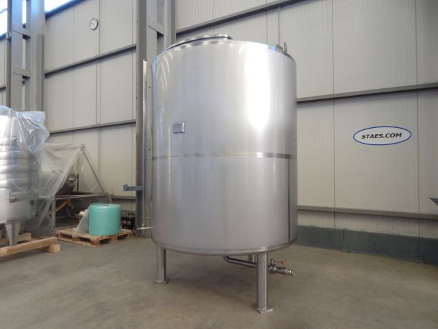 1 x 3.300L AISI304 mixing tank; heat exchanger; insulation