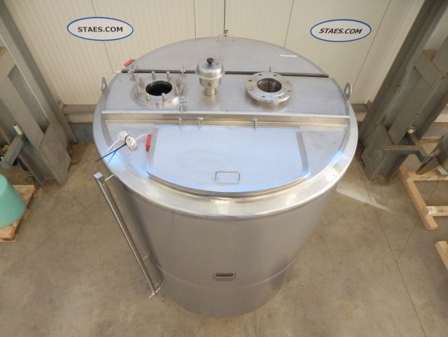 1 x 3.300L AISI304 mengtank; warmtewisselaar; isolatie