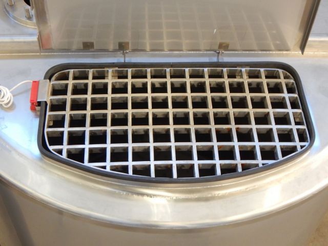 1 x 3.300L AISI304 mengtank; warmtewisselaar; isolatie