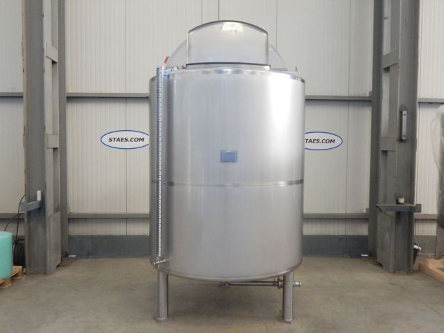 1 x 3.300L AISI304 mengtank; warmtewisselaar; isolatie