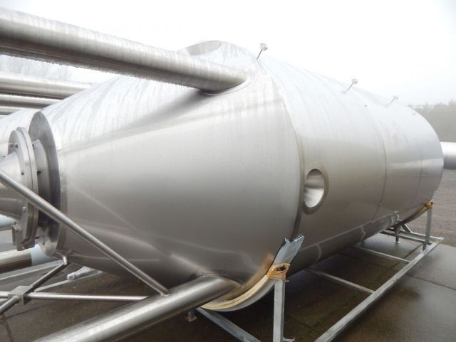 2 x 13m³ AISI304; CCT bier fermentatie tanks; PED CE TüV; 10% Rx