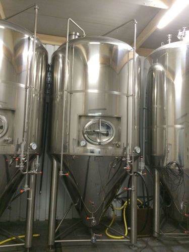 2 x 5.2m³ & 1 x 4.2m³ AISI304; CCT bier fermentatie tanks; PED CE TüV; 10% Rx