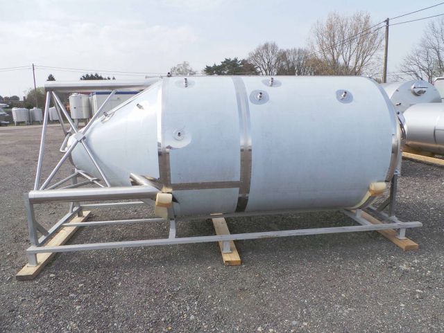 2 x 5.2m³ & 1 x 4.2m³ AISI304; CCT bier fermentatie tanks; PED CE TüV; 10% Rx