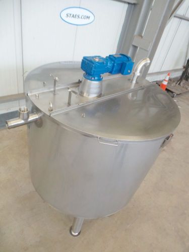 1 x 1.200L AISI304 RVS mengtank; vleugel roerwerk; warmtewisselaar; isolatie