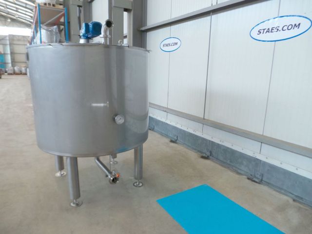 1 x 1.200L AISI304 RVS mengtank; vleugel roerwerk; warmtewisselaar; isolatie