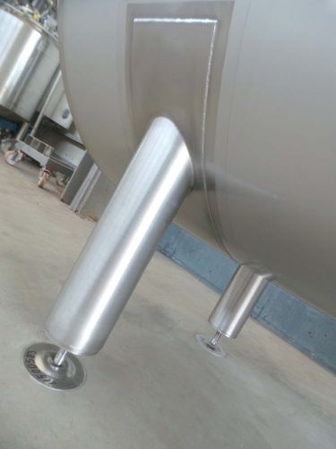2 x 2m³ AISI304; horizontale roestvrijstalen geisoleerde opslagtank