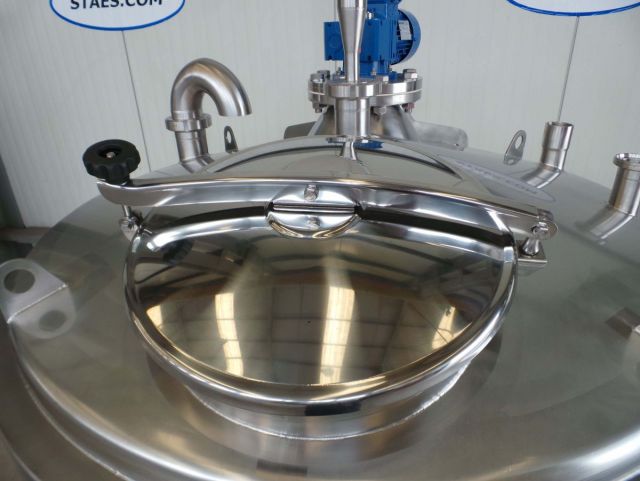 1 x 1.500L AISI304 RVS mengtank; vleugel roerwerk; isolatie