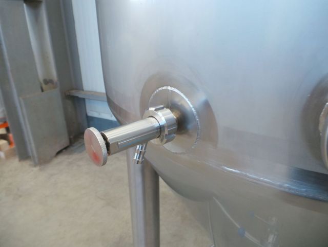 2 x 1.5m³; CCT bier fermentatie tanks; 0.5bar; isolatie; warmtewisselaar