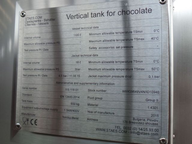1 x 0.7m³ & 1 x 1.1m³ AISI304; Roestvrijstalen mengtanks; geisoleerd; warmtewisselaar