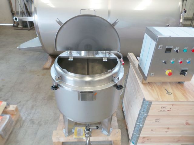 1 x 200L AISI316; Roestvrijstalen mengtank met sturingskast; geisoleerd; warmtewisselaar
