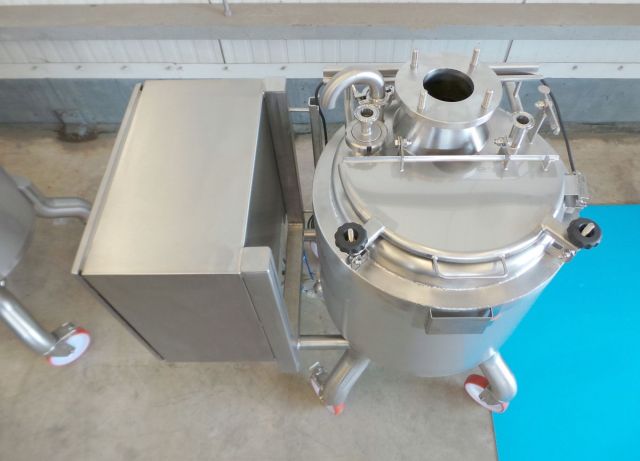1 x 100L AISI316; Roestvrijstalen mengtank met sturingskast; geisoleerd; warmtewisselaar & 1 x 100L AISI316 enkelwandige tank