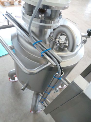 1 x 100L AISI316; Roestvrijstalen mengtank met sturingskast; geisoleerd; warmtewisselaar & 1 x 100L AISI316 enkelwandige tank