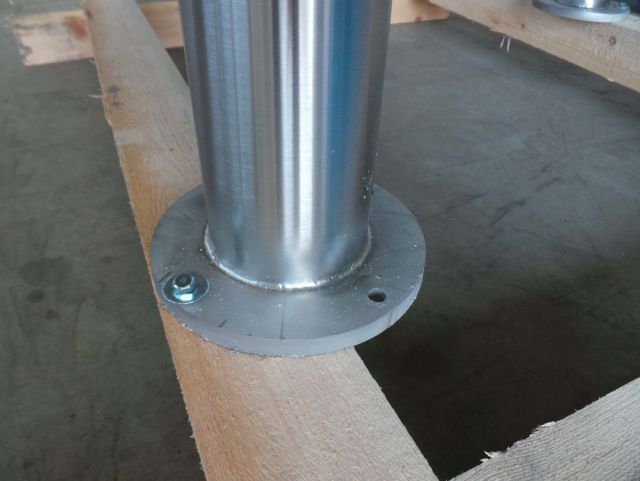 1 x 2000L AISI304L; roestvrijstalen druktank -50°C / +50°C; verticaal; geisoleerd; bolle bodems op poten