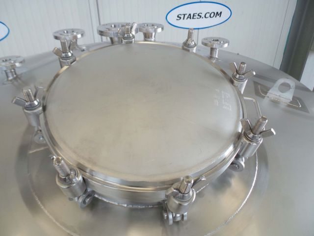 1 x 2000L AISI304L; roestvrijstalen druktank -50°C / +50°C; verticaal; geisoleerd; bolle bodems op poten