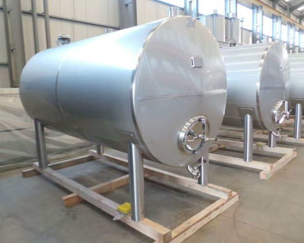 4 x 6.2m³ AISI304L stainless-steel horizontal storage tank