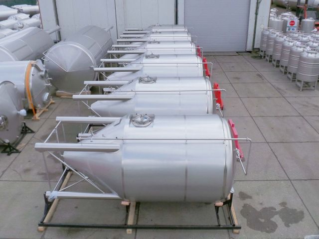 6 x 7,4m³; CCT cuves de fermentation de la bière; PED CE TüV; 10% Rx