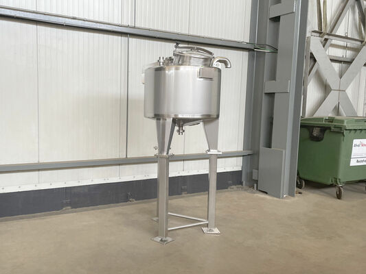 1 x New 340L stainless-steel AISI316L vertical mixing tank.