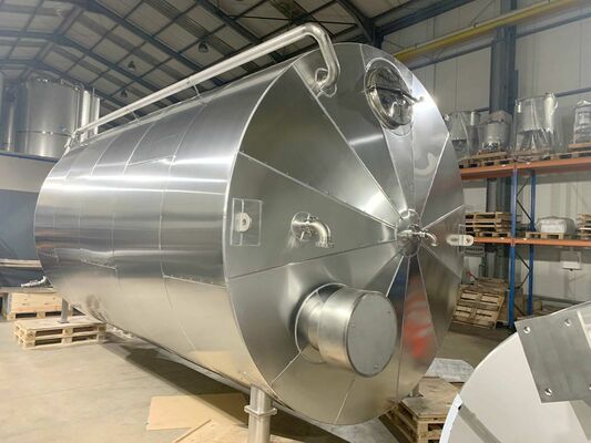 1 x Neuer vertikaler 32.700L Edelstahl AISI304 Lagertanks